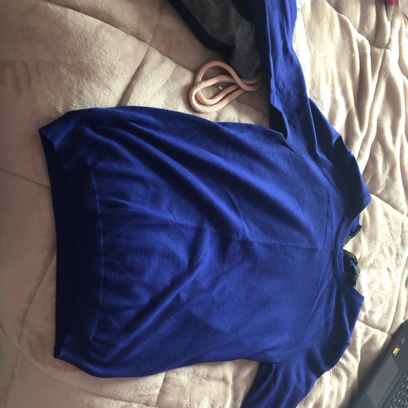 Forever 21 Sweaters - Blue sweater forever 21